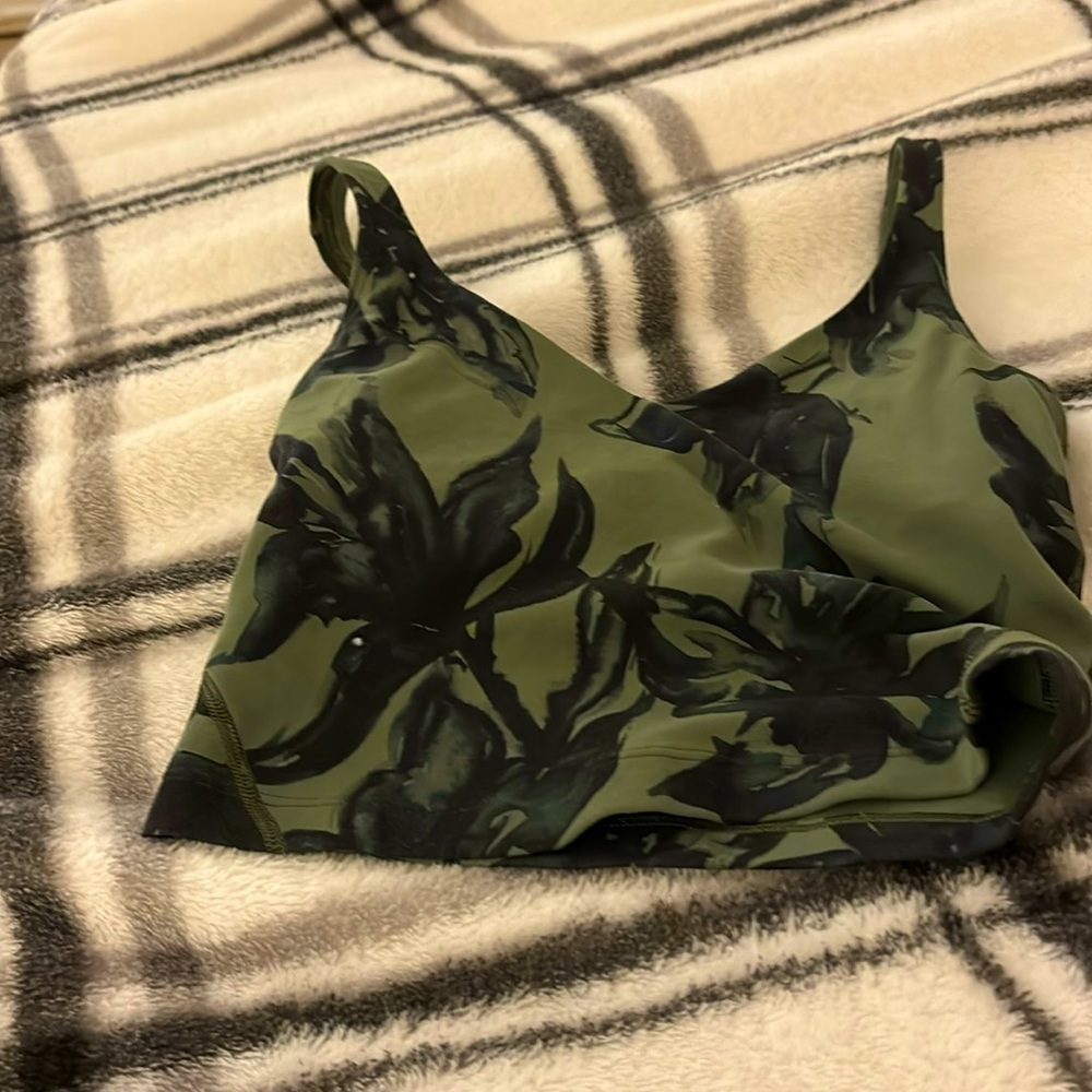 Lululemon size 0 align tank